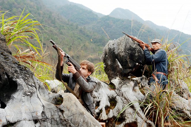 The Hidden Soldier - Photos - Emile Hirsch