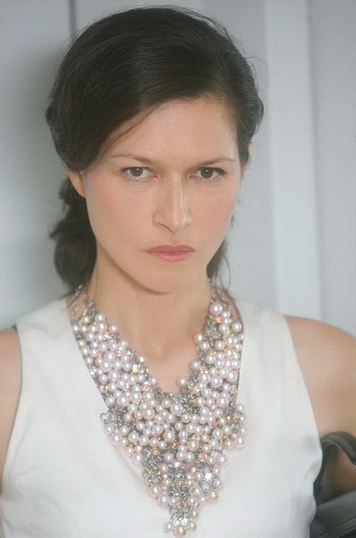 Suspectes - Van film - Karina Lombard