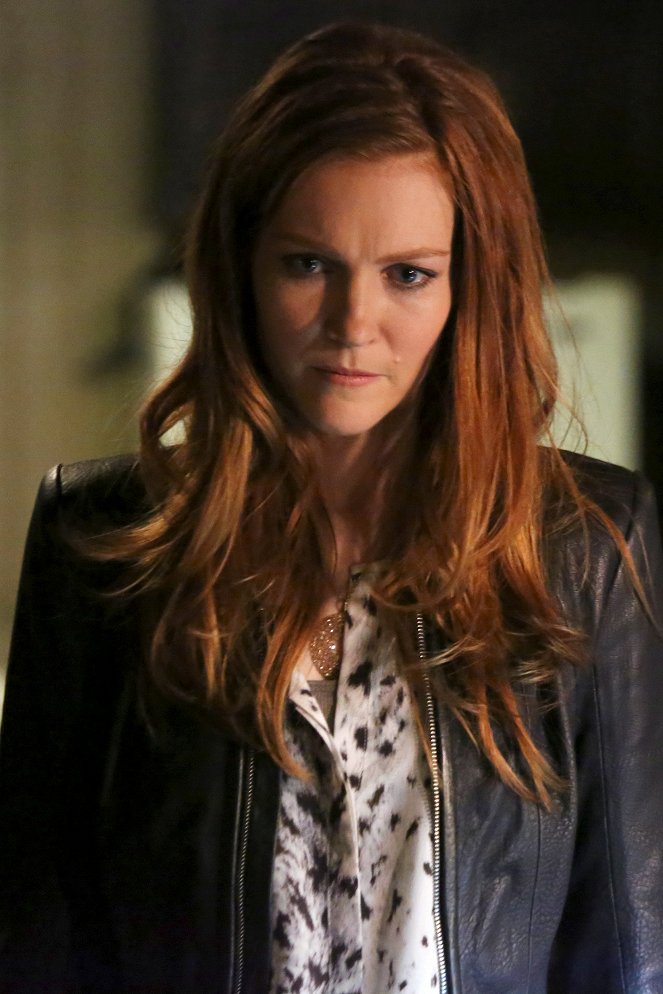 Scandal - YOLO - Photos - Darby Stanchfield