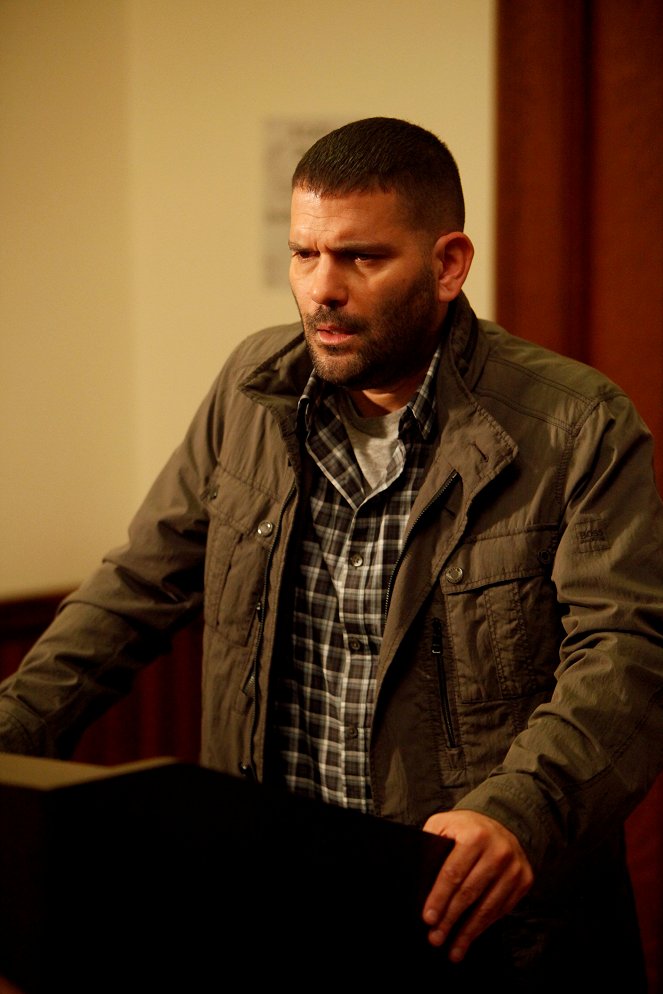 Scandal - Season 3 - Say Hello to My Little Friend - Photos - Guillermo Díaz