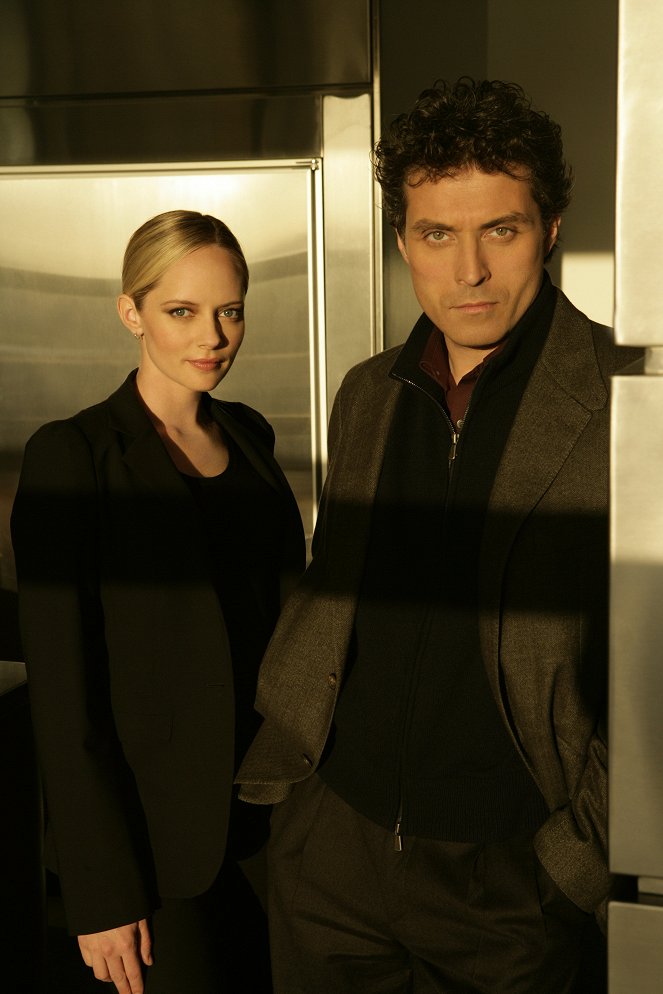 Eleventh Hour - Werbefoto - Marley Shelton, Rufus Sewell