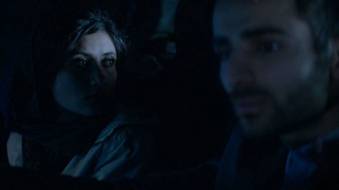 In Limbo - Z filmu - Nissa Kashani, Hadi Khanjanpour
