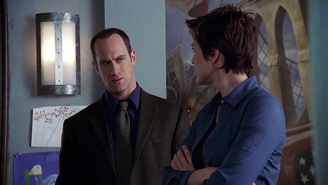 Law & Order: Special Victims Unit - Season 3 - Care - Photos - Christopher Meloni