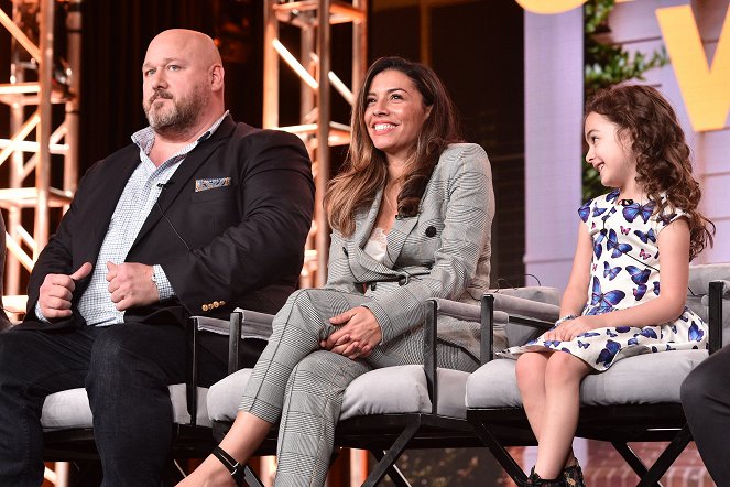 United We Fall - Z imprez - The cast and producers of ABC’s “United We Fall” address the press on Wednesday, January 8, as part of the ABC Winter TCA 2020, at The Langham Huntington Hotel in Pasadena, CA