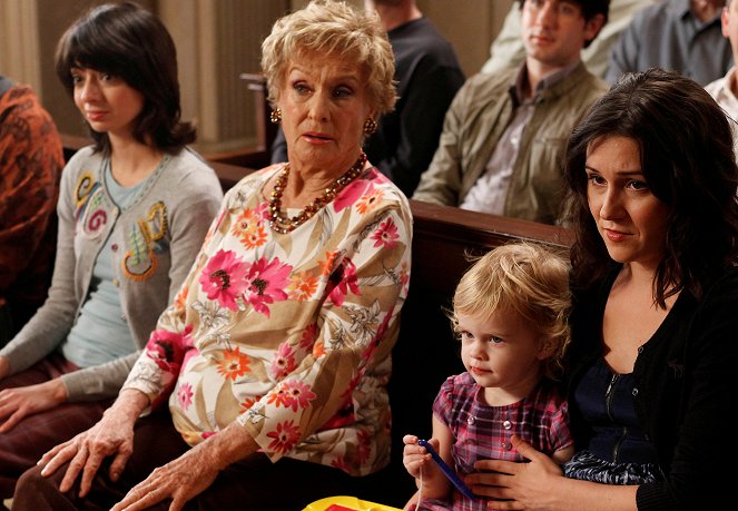 Raising Hope - I Want My Baby Back, Baby Back, Baby Back - De la película