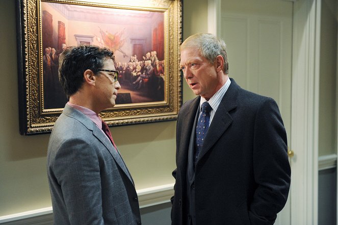 Scandal - All Roads Lead to Fitz - Photos - Joshua Malina, Jeff Perry