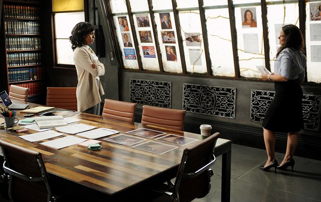 Scandal - All Roads Lead to Fitz - Photos - Kerry Washington, Katie Lowes