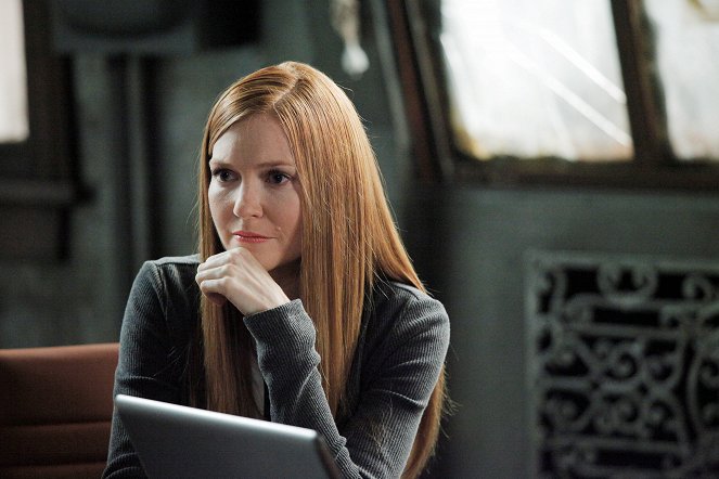 Scandal - Blown Away - Photos - Darby Stanchfield