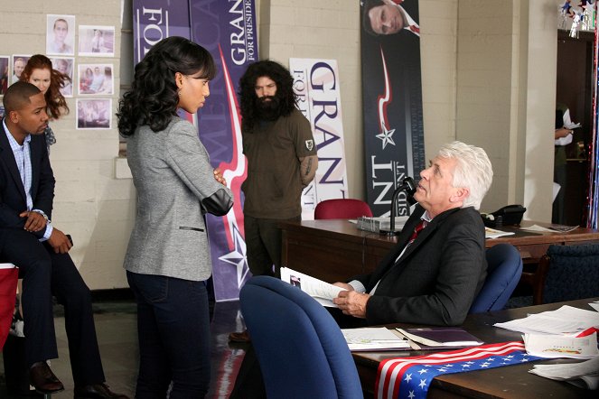 Scandal - A Criminal, a Whore, an Idiot and a Liar - Photos - Columbus Short, Darby Stanchfield, Kerry Washington, Barry Bostwick