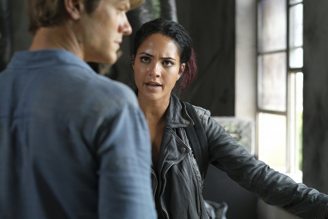 MacGyver - Windmill + Acetone + Celluloid + Firing Pin - Photos - Tristin Mays