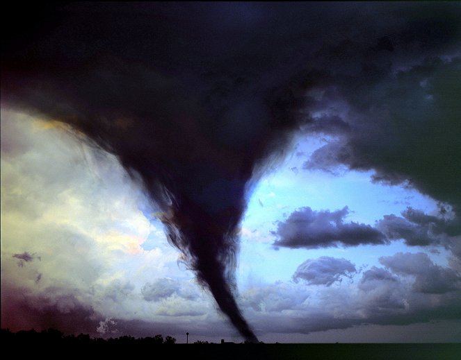Tornado Valley - Kuvat elokuvasta