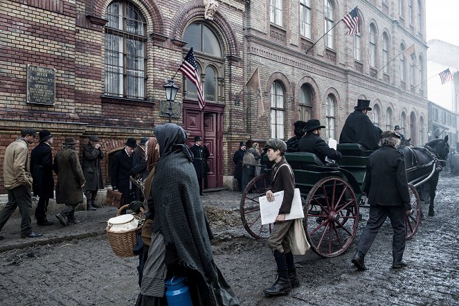 The Alienist - Season 1 - The Boy on the Bridge - Photos