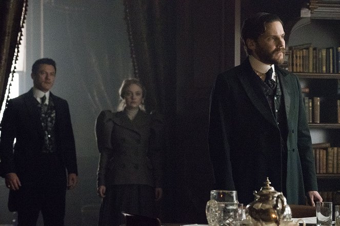 The Alienist – Die Einkreisung - Silbernes Lächeln - Filmfotos - Daniel Brühl