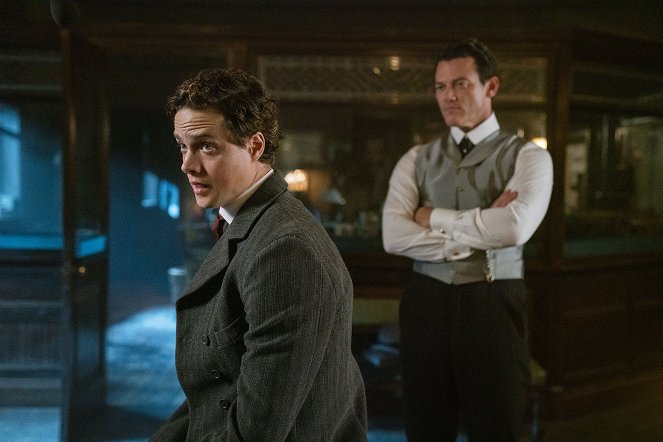 The Alienist - Photos - Douglas Smith, Luke Evans