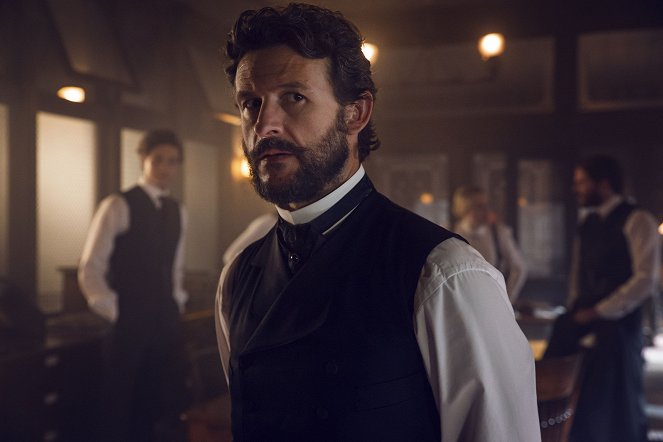 The Alienist - Gilded Cage - Photos