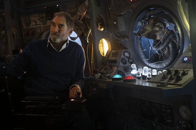 Doom Patrol - Space Patrol - Do filme - Timothy Dalton