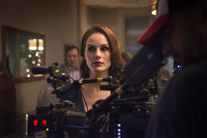 Good Behavior - Your Mama Had a Hard Night - Del rodaje - Michelle Dockery