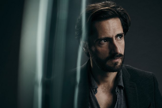 Good Behavior - Season 1 - Promoción - Juan Diego Botto