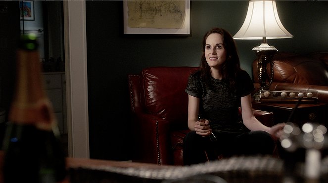 Dobré mravy - Don’t Thank God, Thank Me - Z filmu - Michelle Dockery