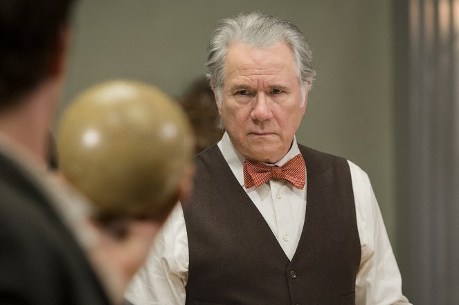 The Librarians - And the Sword in the Stone - Photos - John Larroquette