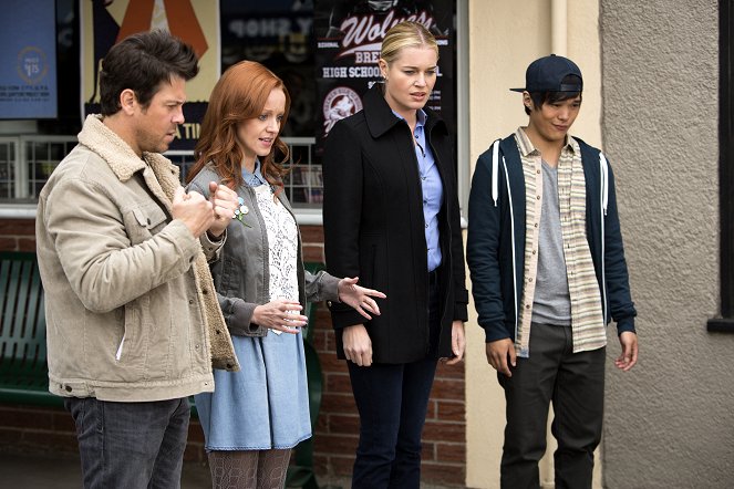 The Librarians - And the Fables of Doom - Photos - Christian Kane, Lindy Booth, Rebecca Romijn, John Harlan Kim