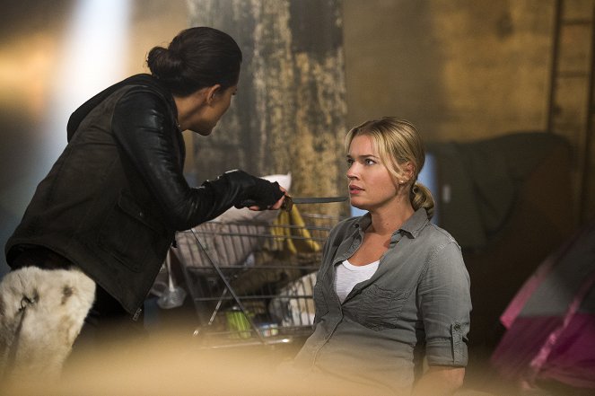 The Librarians - And the Loom of Fate - Photos - Rebecca Romijn