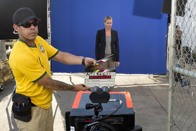 The Librarians - And the City of Light - Making of - Rebecca Romijn