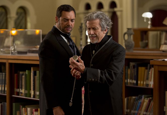 The Librarians - And the Broken Staff - Photos - David S. Lee, Richard Cox