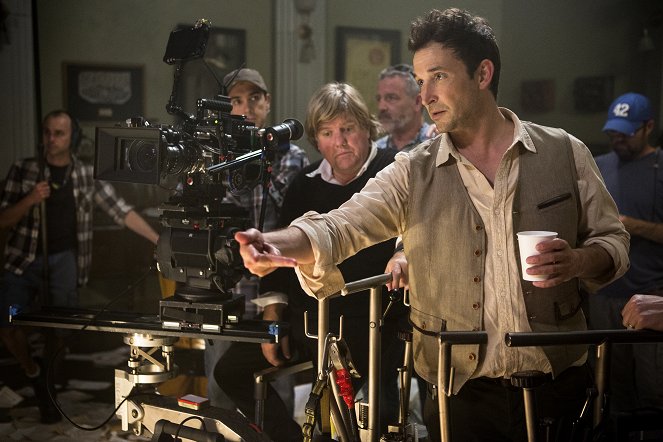 The Librarians - And the Hollow Men - Del rodaje - Noah Wyle