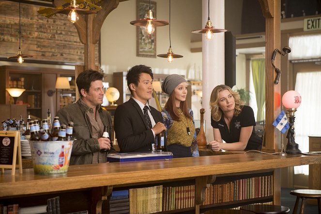 The Librarians - And the Happily Ever Afters - De la película - Christian Kane, John Harlan Kim, Lindy Booth, Rebecca Romijn
