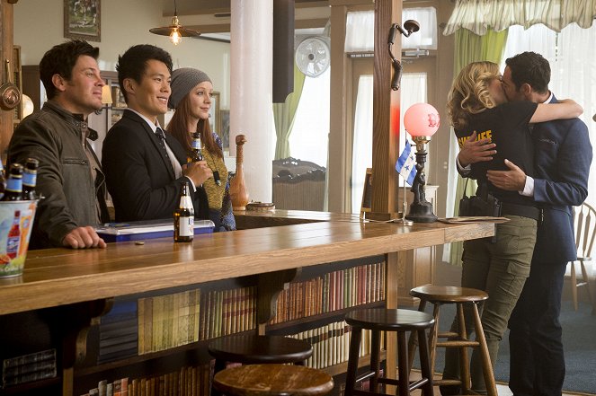 The Librarians - And the Happily Ever Afters - De la película - Christian Kane, John Harlan Kim, Lindy Booth