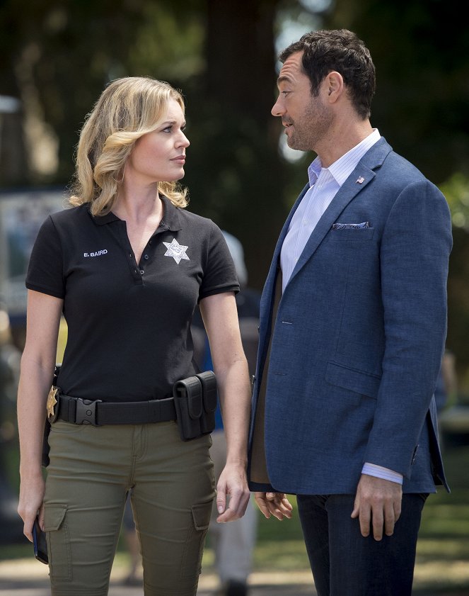 The Librarians - And the Happily Ever Afters - Photos - Rebecca Romijn, David S. Lee