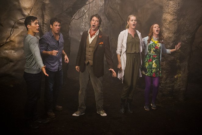 The Librarians - And the Rise of Chaos - Van film - John Harlan Kim, Christian Kane, Noah Wyle, Rebecca Romijn, Lindy Booth