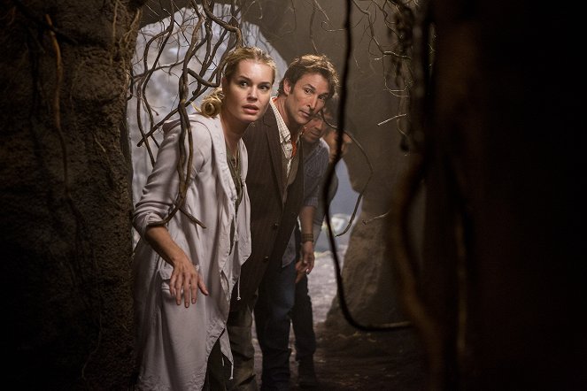 The Librarians - And the Rise of Chaos - Van film - Rebecca Romijn, Noah Wyle