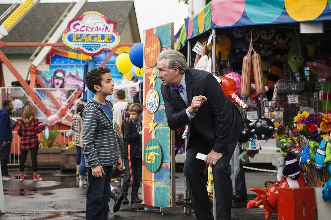 The Librarians - And the Tears of a Clown - Do filme - John Larroquette