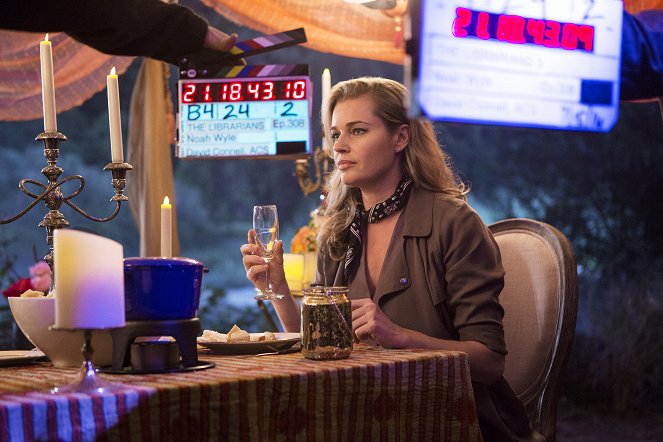 The Librarians - And the Eternal Question - Making of - Rebecca Romijn