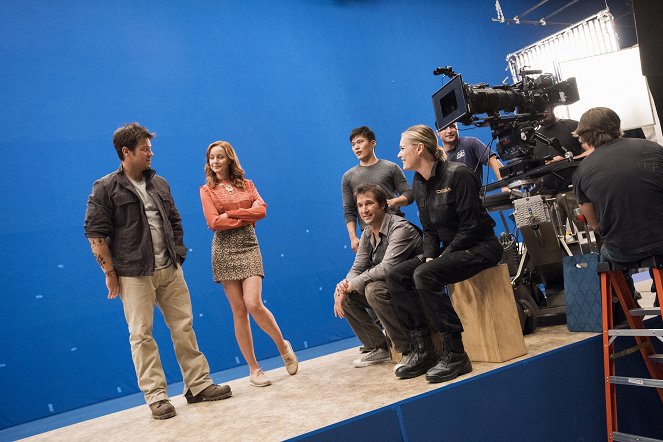 Flynn Carson et les nouveaux aventuriers - And the Wrath of Chaos - Tournage - Christian Kane, Lindy Booth, Noah Wyle, John Harlan Kim, Rebecca Romijn