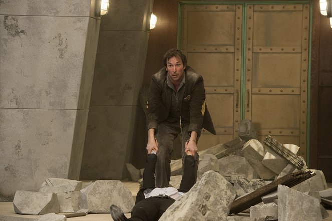 The Librarians - And the Wrath of Chaos - Photos - Noah Wyle