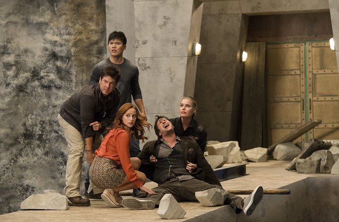 The Librarians - And the Wrath of Chaos - Van film - Christian Kane, John Harlan Kim, Lindy Booth, Noah Wyle, Rebecca Romijn
