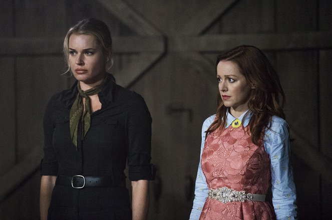 The Librarians - And the Dark Secret - Photos - Rebecca Romijn, Lindy Booth