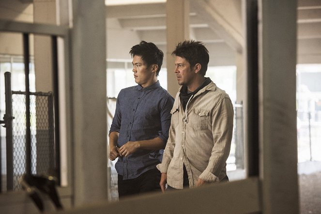 The Librarians - And the Steal of Fortune - De la película - John Harlan Kim, Christian Kane