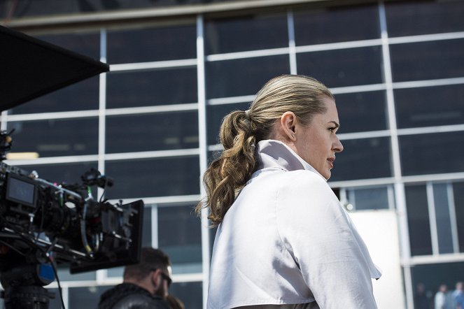 Flynn Carson et les nouveaux aventuriers - And the Steal of Fortune - Tournage - Rebecca Romijn