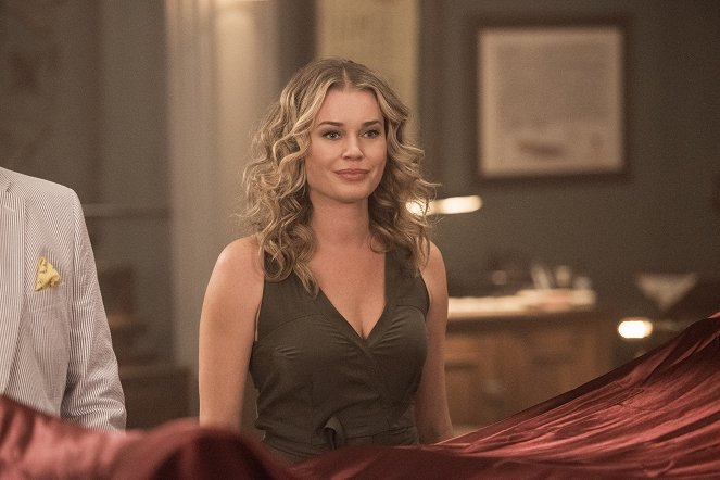The Librarians - And the Christmas Thief - Photos - Rebecca Romijn