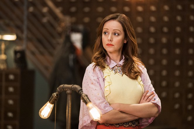 The Librarians - And a Town Called Feud - De la película - Lindy Booth