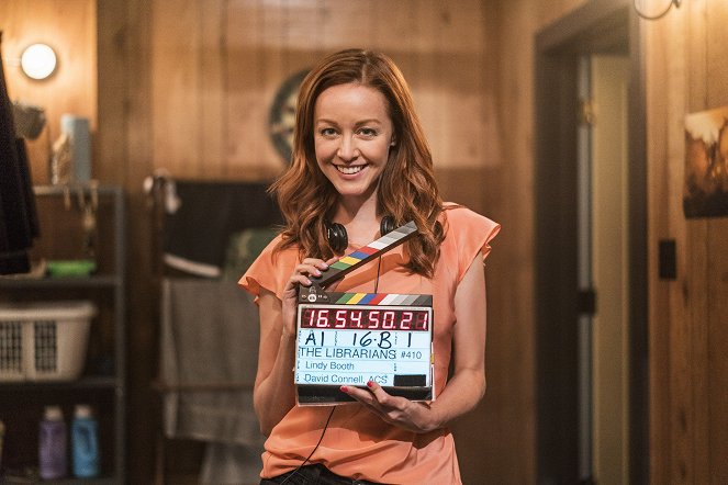 The Librarians - And Some Dude Named Jeff - Making of - Lindy Booth