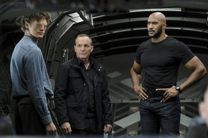 Agents of S.H.I.E.L.D. - Stolen - Van film - Clark Gregg, Henry Simmons