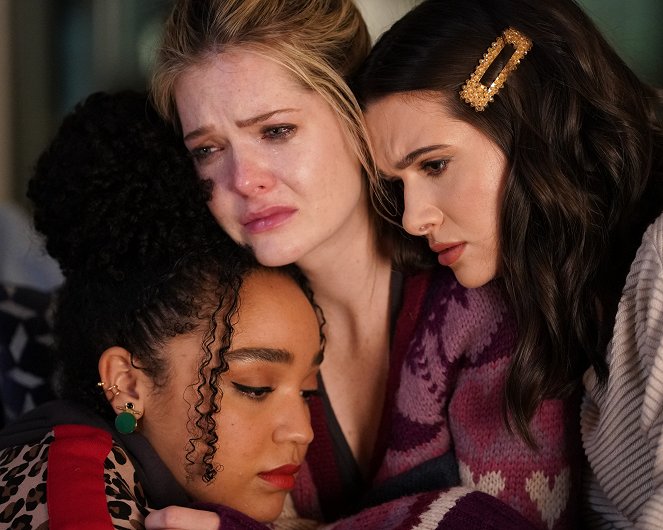 The Bold Type - Lost - Filmfotók - Aisha Dee, Meghann Fahy, Katie Stevens