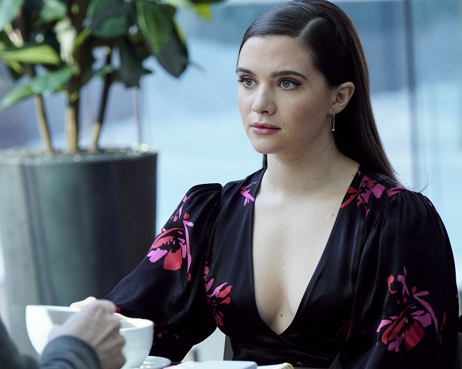 The Bold Type - Not Far from the Tree - Van film - Katie Stevens