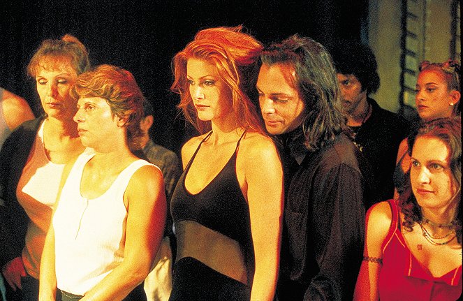 Last Cry - Film - Angie Everhart, Richard Grieco