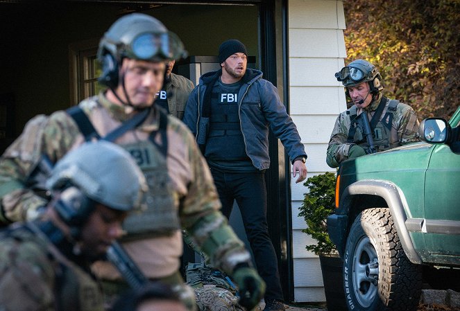 FBI: Most Wanted - Invisible - De la película - Kellan Lutz